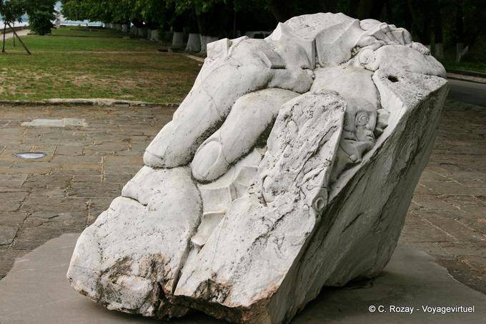 Sculpture Ioannina Grecia