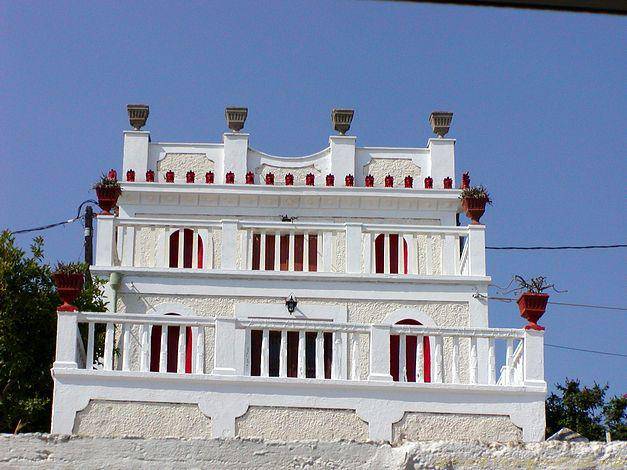 La maison derrière le mur Spetsae Grecia