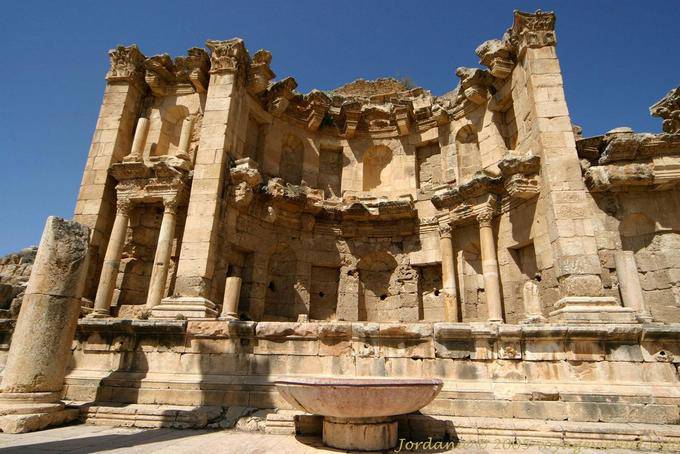 Nymphaeum Jerash 8742