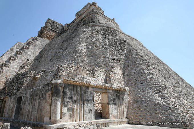 Uxmal Adivino Pyramide Du Devin 10 :: Mexico