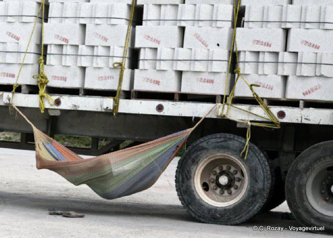 Yucatan Sieste Et Camion 23 :: Mexico