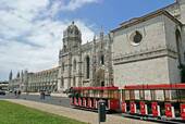 Mosteiro dos Jeronimos vue générale Lisboa Portugal 0894