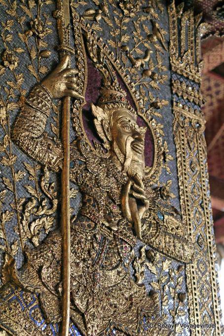 Bangkok Wat-pho_14