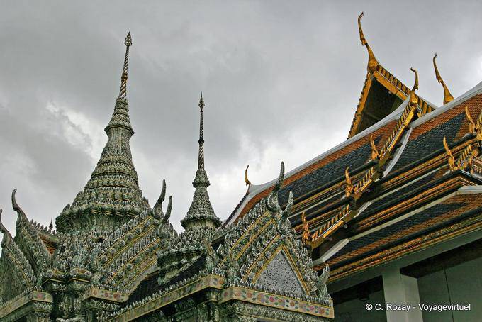 Bangkok: Wat Pho temple 28