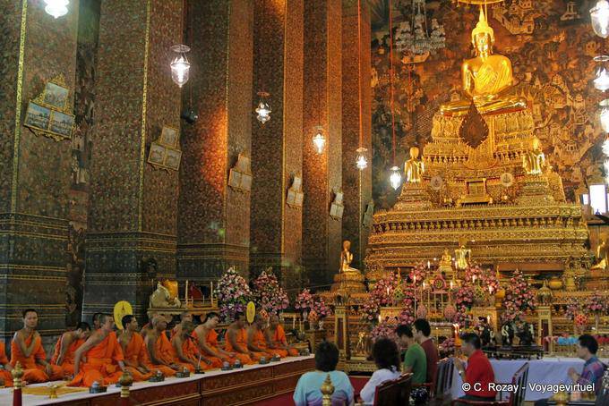 Pri&egrave;re bouddhiste Wat-pho_51
