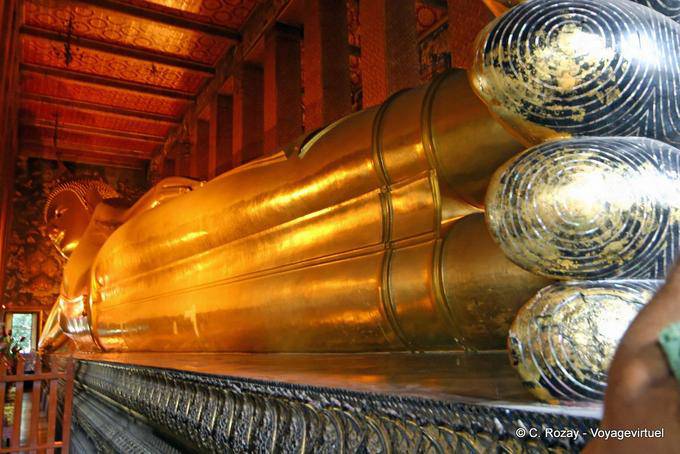 Bangkok: Wat Pho temple 7 bouddha couch&eacute;