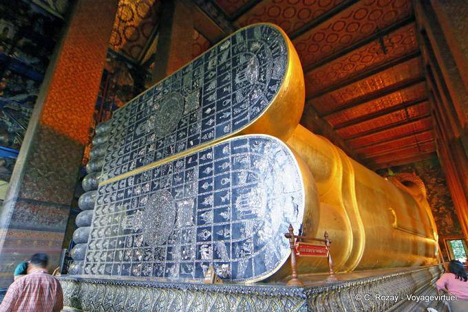 Pieds du bouddha couch&eacute; Wat-pho_9