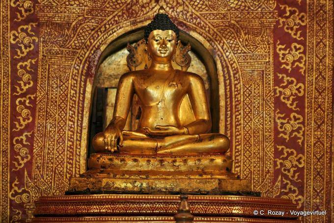 chiang-mai_Wat-phra-sing_439