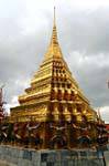 golden Chedi Wat Phra Kaeo 18