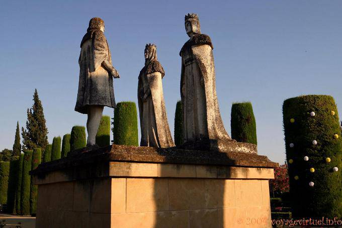 Las estatuas de los reyes cristianos, Alcázar de Córdoba - España