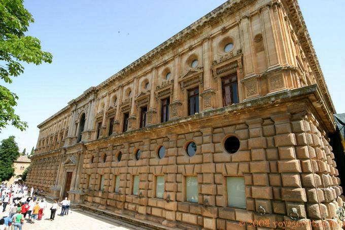 Fachada del Palacio, Alhambra Palacio de Carlos V - España