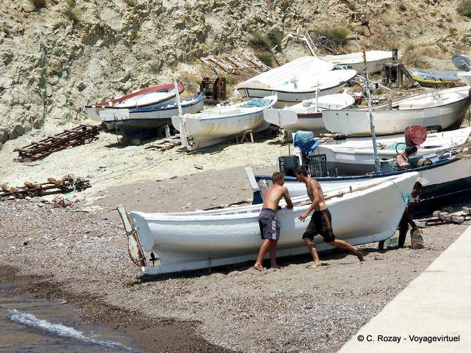Barcos en la playa, Cabo de Gata - España, Andalucia