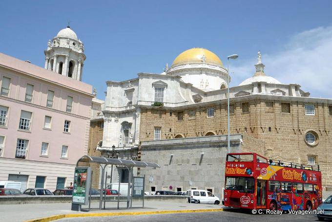 Vista posterior Catedral de Cádiz - España, Andalucia