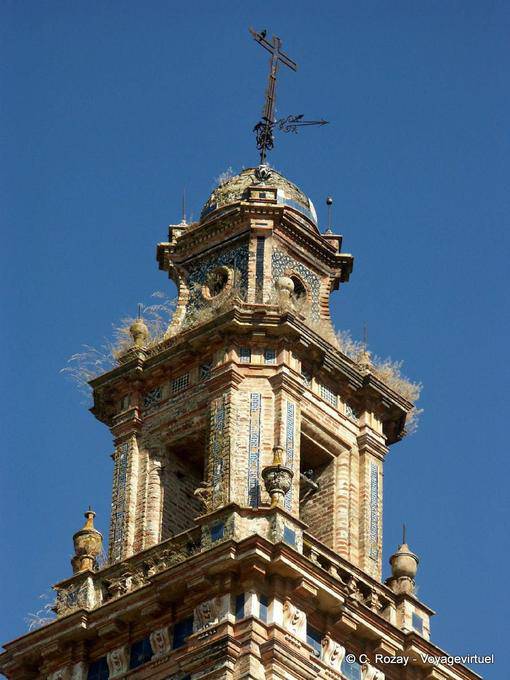 Campanario Grassy en la calle Paso de la Duquesa, Carmona - España, Andalucia