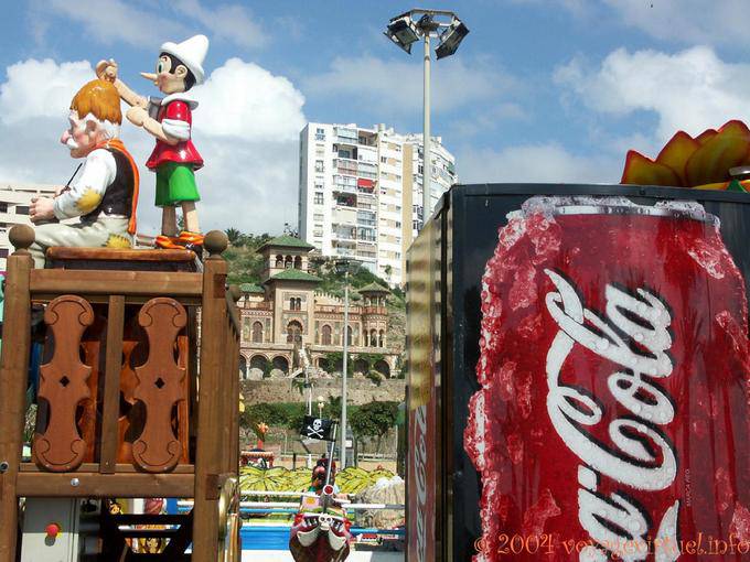 Málaga, entre Pinocho y Coca - España, Andalucia