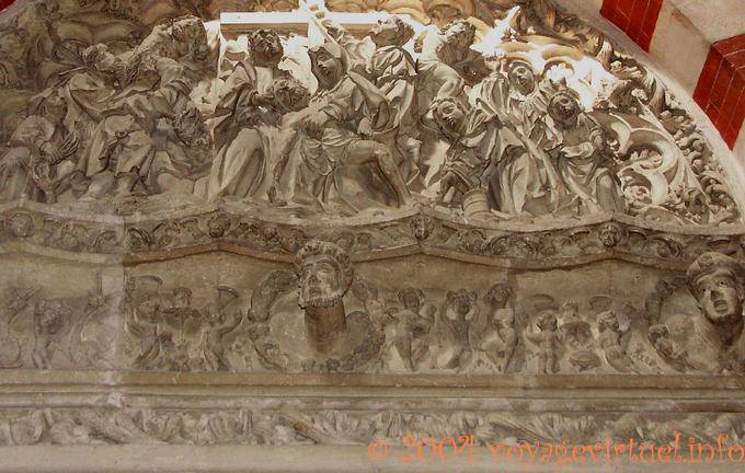 Scupture pared religiosa, Mezquita de Córdoba - España, Andalucia