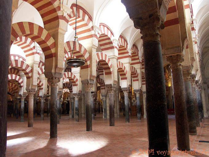 Nave del emir Abd-Al-Rahman I, Mezquita de Córdoba - España, Andalucia