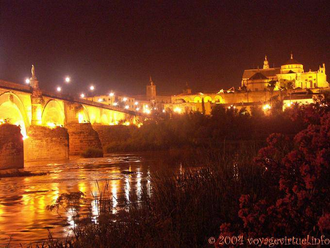 Guadalquivir por la noche, Noche Córdoba - España
