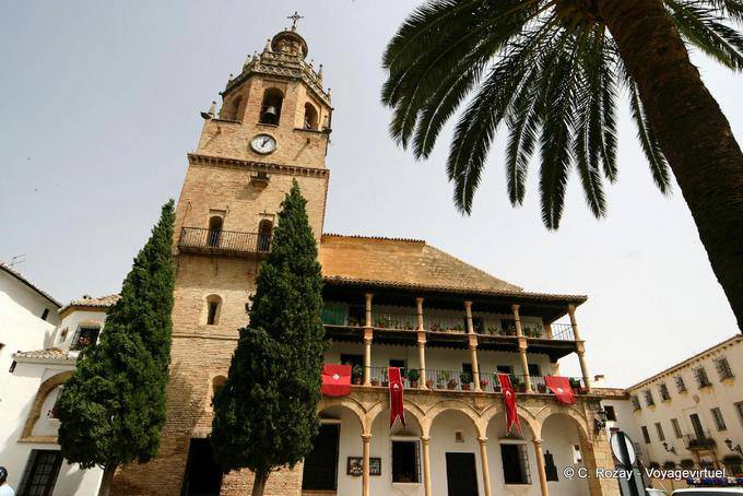 Colegiata de Santa María la Mayor, la Plaza Duquesa de Parcent, Ronda - España, Andalucia