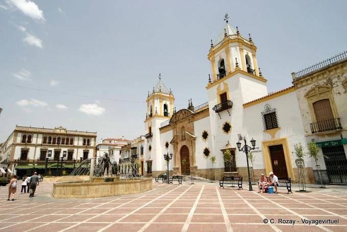 Vista de Nuestra Señora del Socorro de la Plaza del Socorro, Ronda - España, Andalucia