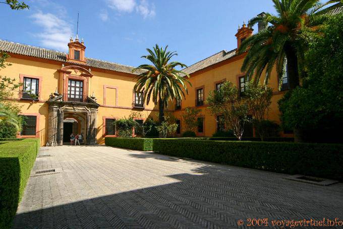Jardín interior gótico Palacio, Sevilla Alcázar - España