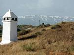 Nieve en las montañas, Guadix, España.