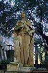 Estatua del rey Alcazar Córdoba, España.