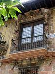 Ventana decoración rica, Granada, España.