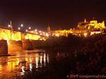 Guadalquivir por la noche, Noche Córdoba, España.