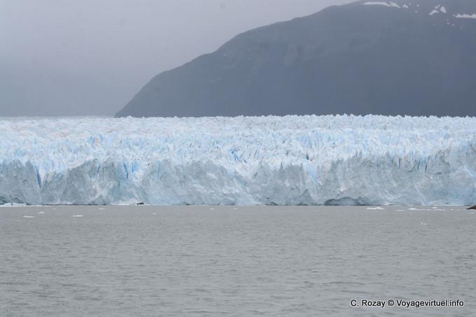 Una parte del frente del glaciar glaciar Perito Moreno, El Calafate - Argentina