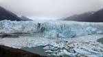 Lado sur del colapso permanece hasta el cruce con la Península de Magallanes, Glaciar Perito Moreno, El Calafate, Argentina.