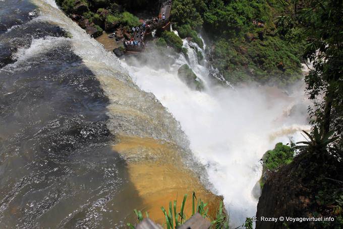 Vista desde el Bossetti voltereta en el circuito inferior, Cataratas del Iguazú - Argentina