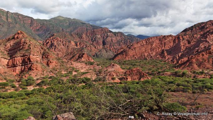 Paisaje torturado Quebrada de las Conchas - Argentina