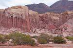 Formación de roca de desecho de cascadas antiguos, Quebrada de las Conchas, Argentina.