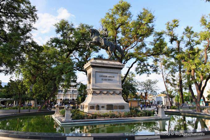 Monumento a José de San Martín, La Rioja - Argentina