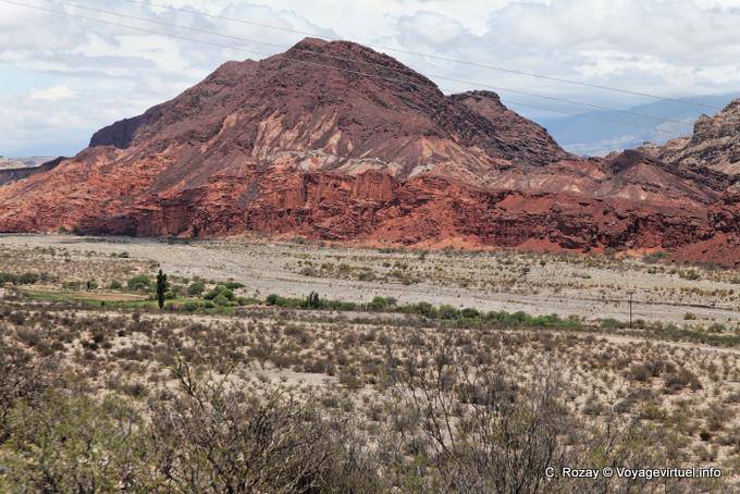 Paisaje alrededor de Hualfín, Ruta 40 - Argentina