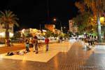 La vida nocturna en el centro, La Rioja, Argentina.