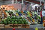 Frutas y parada vegetal, La Rioja, Argentina.