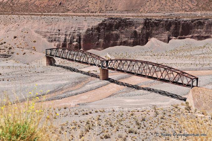 Iron Bridge Ferrocarril Trasandino a Uspallata, Ruta 7 - Argentina