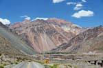Para Punta de Vacas, km 1200, Ruta 7 de Mendoza en Chile, Argentina.
