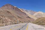 Montañas de diferentes colores, Ruta 7 de Mendoza en Chile, Argentina.