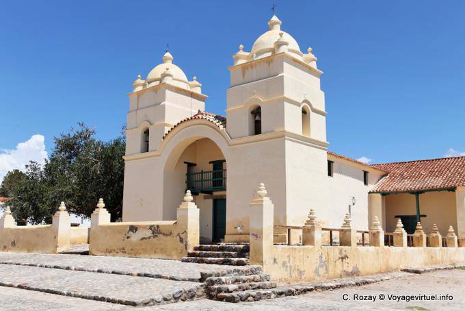 Visto desde el exterior, Iglesia San Pedro Nolasco, Molinos - Argentina