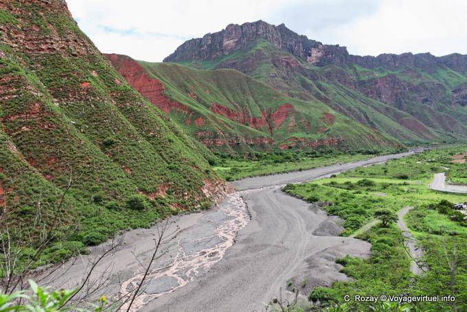 Riverbed, Quebrada El Carril antes de Escoipe - Argentina