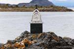 Terminal religioso con la Virgen, Bahía Lapataia, el Parque Nacional Tierra del Fuego, Ushuaia, Argentina.