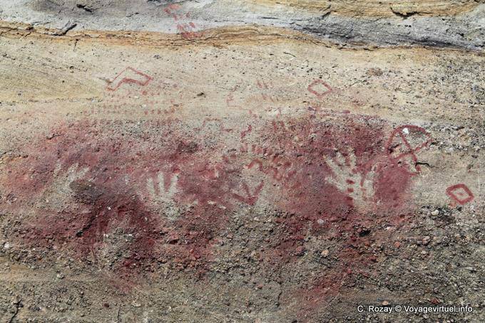 Tres aerógrafos manos pinturas rupestres tehuelches, Walichu - Argentina