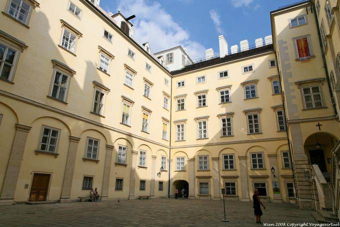 Hofburg, Schweizerhof - Viena - Austria