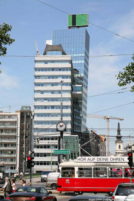 Schweden Brucke, edificio que parece - Viena - Austria
