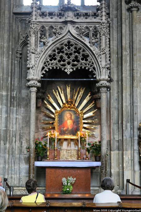 Catedral de San Esteban, der Herz Jesu Altar - Viena - Austria