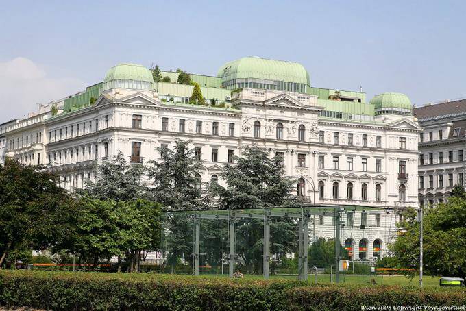 Währingerstraße desde Sigmund Freud Parque - Viena - Austria