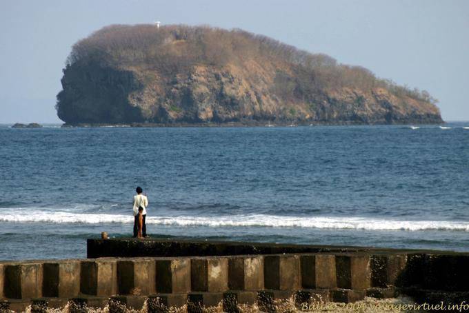 La Bahía Candidasa Roca - Bali